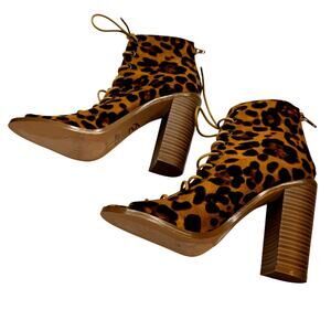 Oliva Women's Shoes 7 Leopard Closed Toe Lace Up Ankle Boots Booties Block Heel